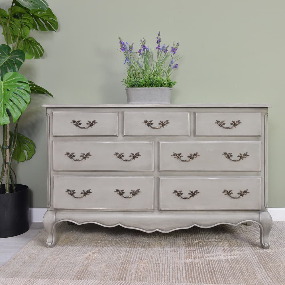 Country Chest of Drawersカントリーチェスト　オリブグレー French Style Sage Grey 7 Drawer Wide Chest of Drawers - Nicky Cornell